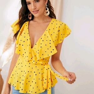SOLD✅️Ruffle Trim Confetti Heart Print Wrap Knot Top